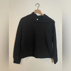 On 34th Macys Black Hooded Sweatshirt, Womens Size Small, Soft Trendy Hoodie EUC